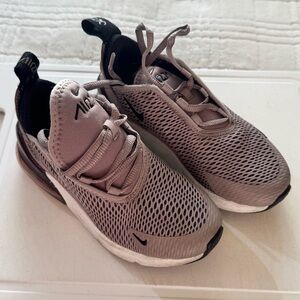 Nike Kids' Sneakers - Gray and Black